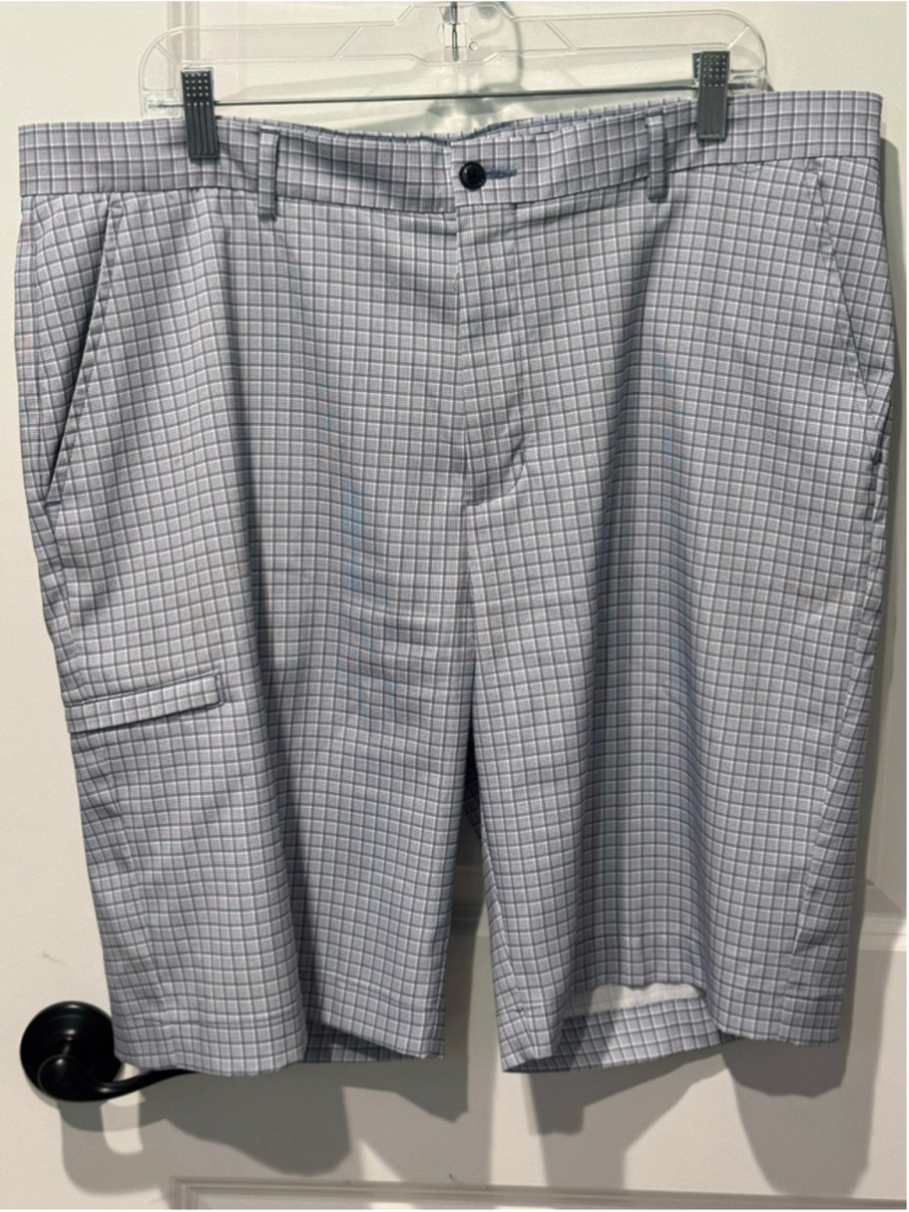 Men's Greg Norman Flat Front Shorts Waist 38 Grey Blue Plaid